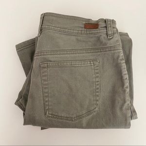 Gloria Vanderbilt olive / army green jeans